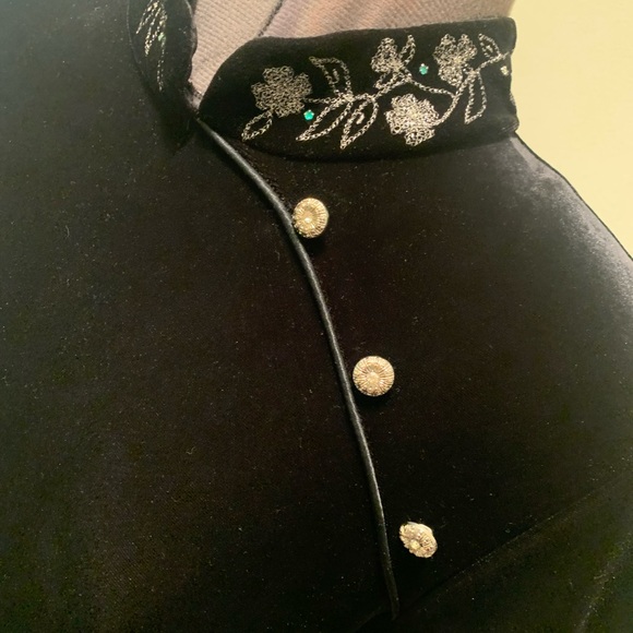 Women’s Black Velvet feel Dress. SL Fashions - Picture 5 of 6